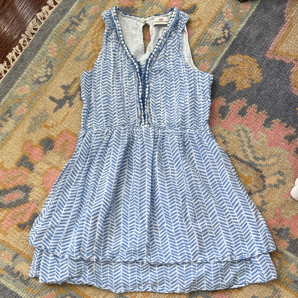 Vineyard Vines Blue and White Patterned Top